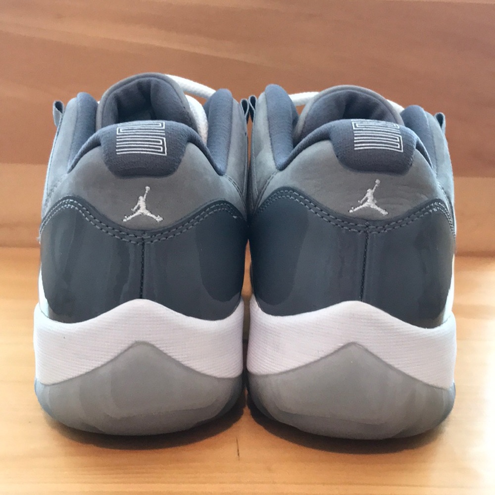 Jordan 11 Low Cool Grey - Picture 5 of 7